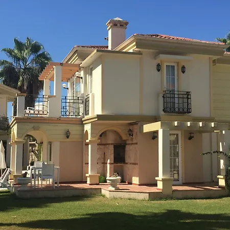 Villamel Villa